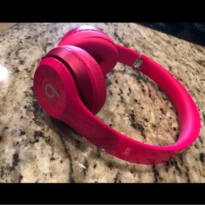 Beats by Dre Solo 2 headphones